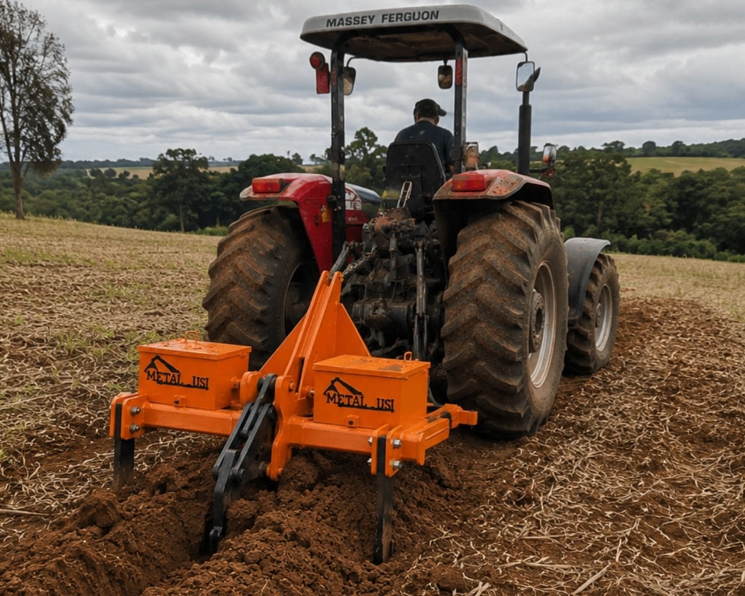 Trator com Subsolador Metal-Usi